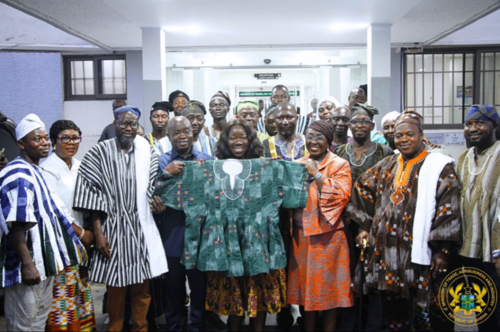 Fugu Crusade to Boost Local Textile Industry