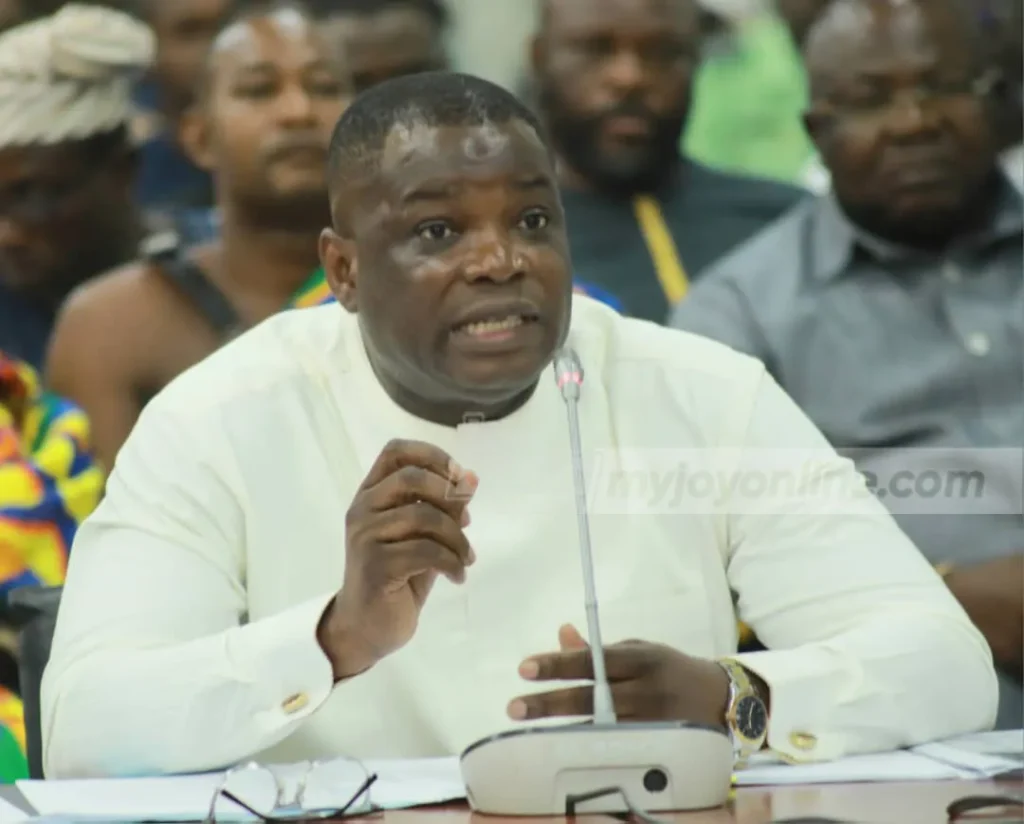 “Take Our GH¢82 Million And Vanish To Nigeria? Not Happening” – Roads Minister Warns Enchi–Elubo Contractor